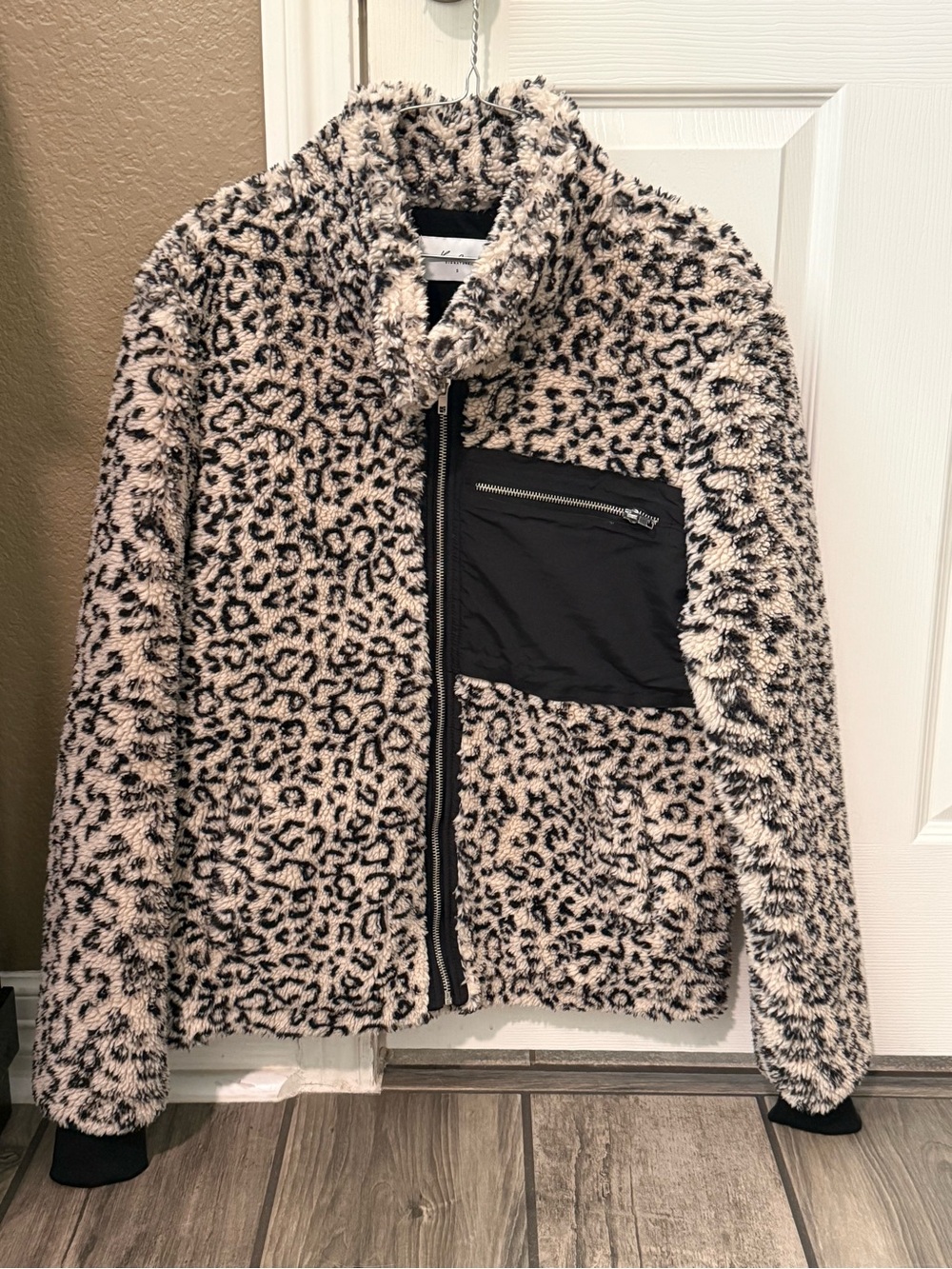 KanCan Black & Cream Leopard Sherpa Zip Jacket